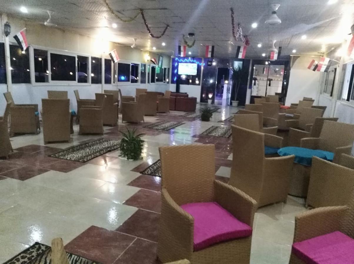 Dolphin Hotel El Qoseir Ngoại thất bức ảnh